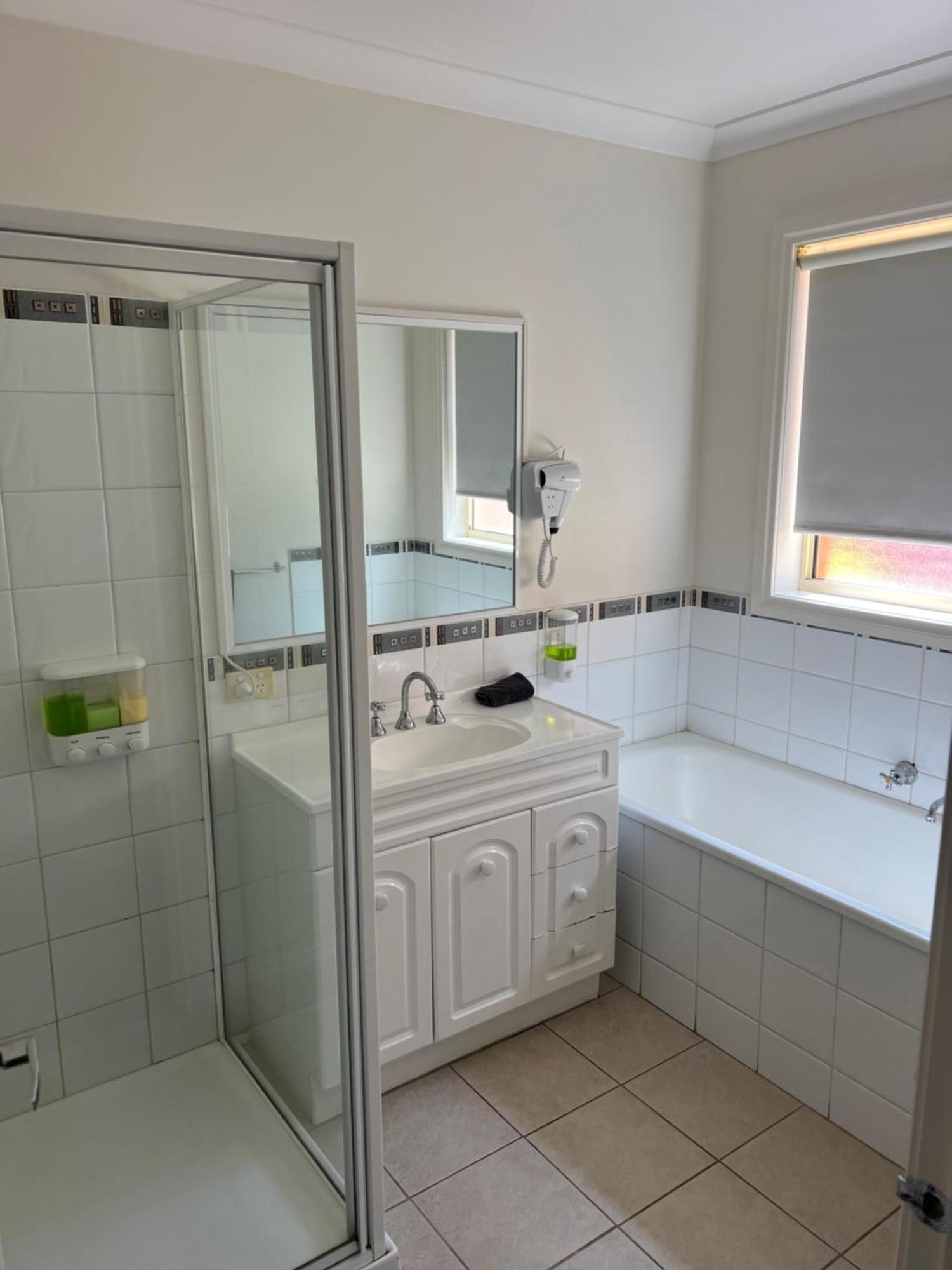 Melton Motor Inn And Apartments Luaran gambar