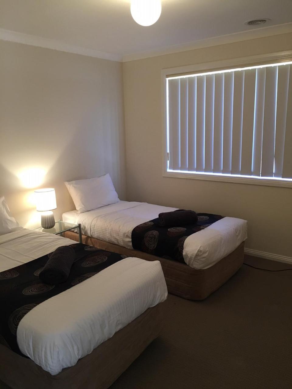 Melton Motor Inn And Apartments Luaran gambar