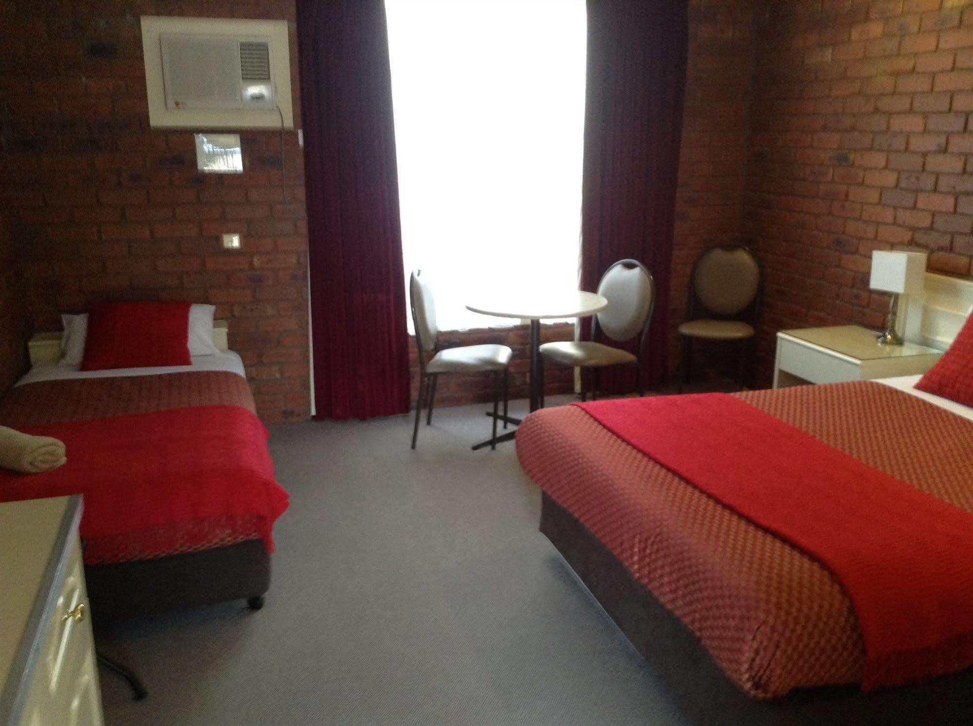 Melton Motor Inn And Apartments Luaran gambar